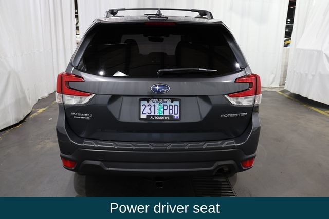Used 2020 Subaru Forester Premium AWD/4WD image 4