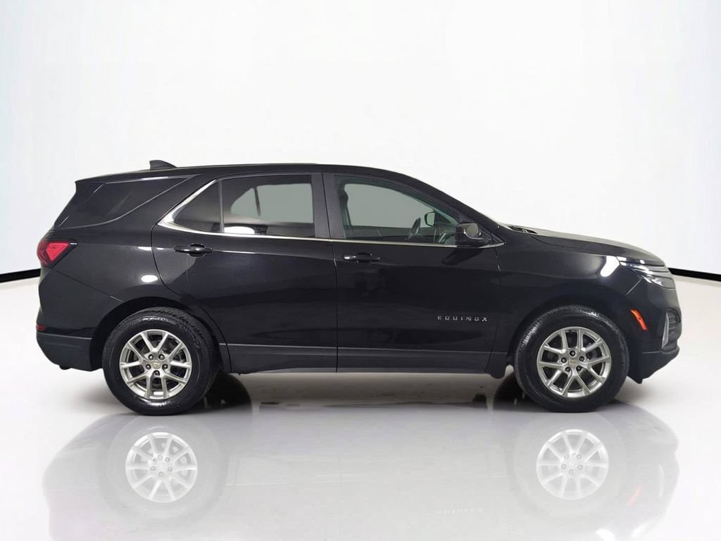 Used 2024 Chevrolet Equinox LT AWD/4WD image 4