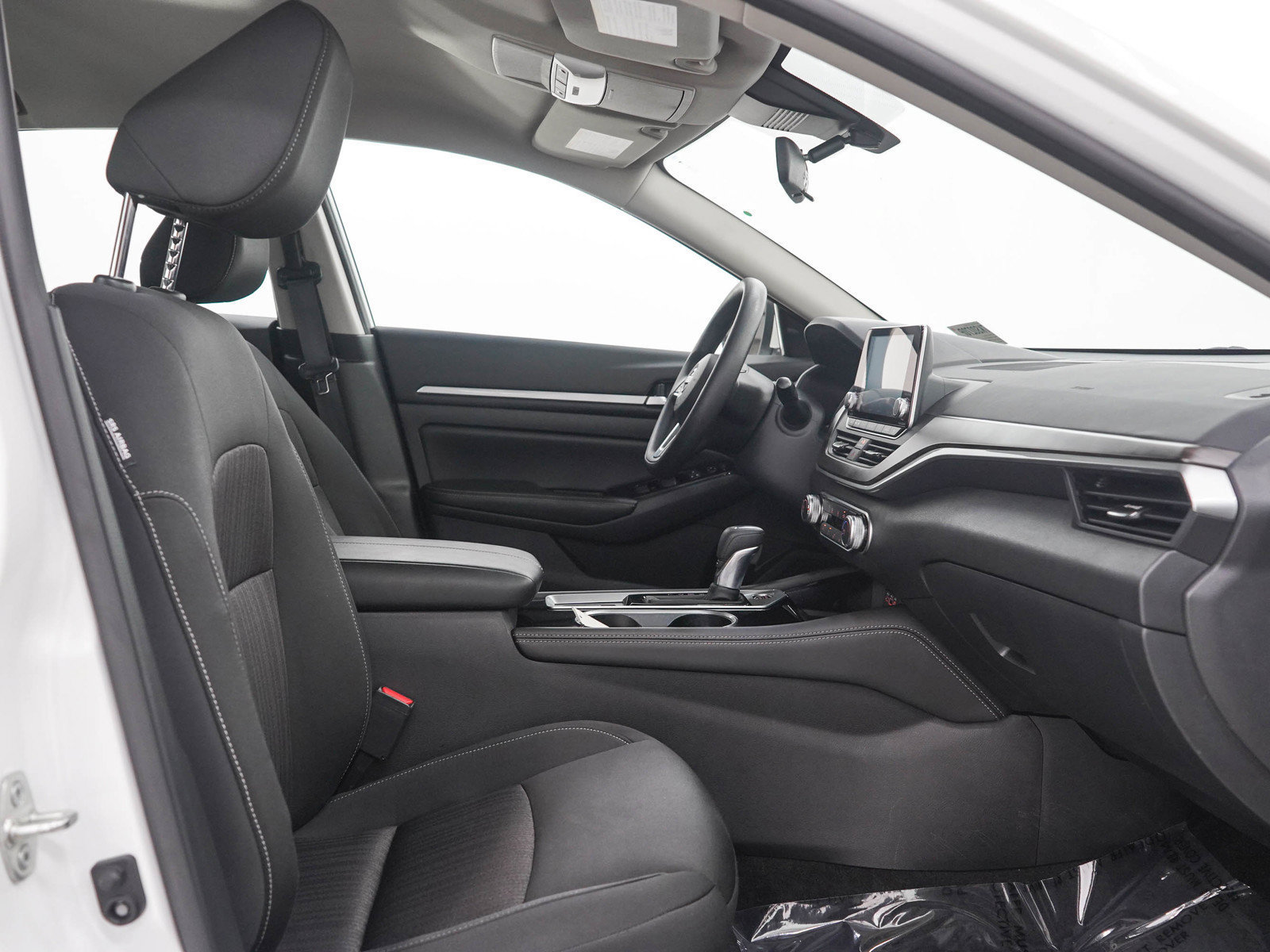Used 2023 Nissan Altima 2.5 SV AWD/4WD image 11