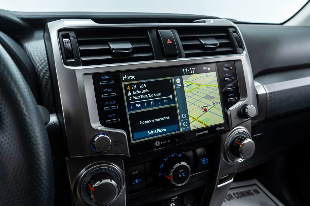 Used 2022 Toyota 4Runner SR5 Premium w/ Moonroof Package AWD/4WD image 16