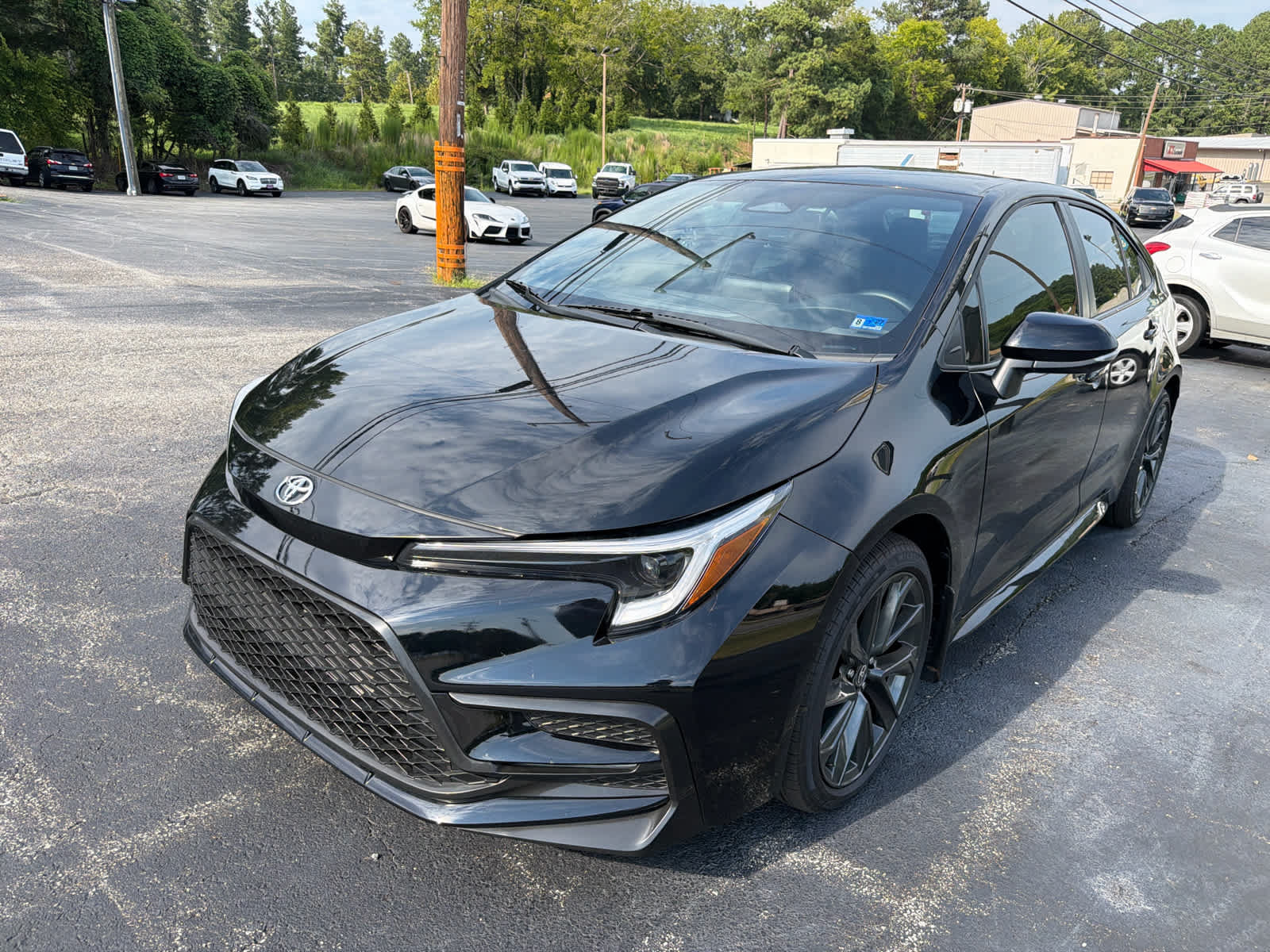 Used 2025 Toyota Corolla SE FWD image 7