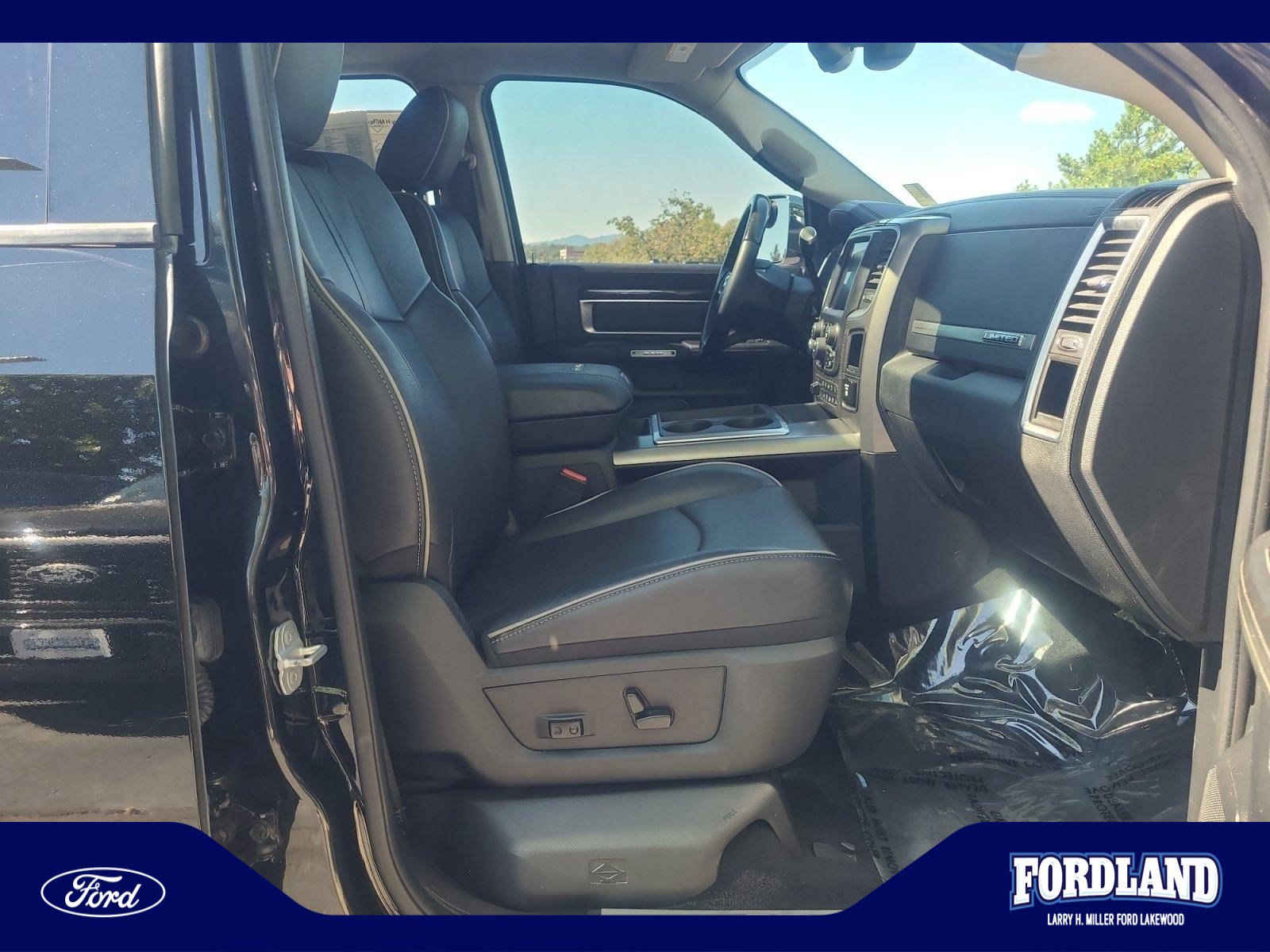 Used 2014 RAM 2500 Longhorn AWD/4WD image 19