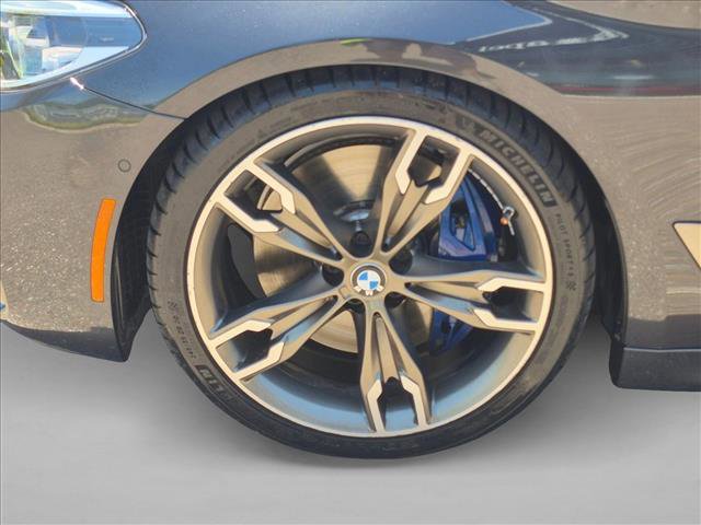 Used 2019 BMW M550i xDrive image 23