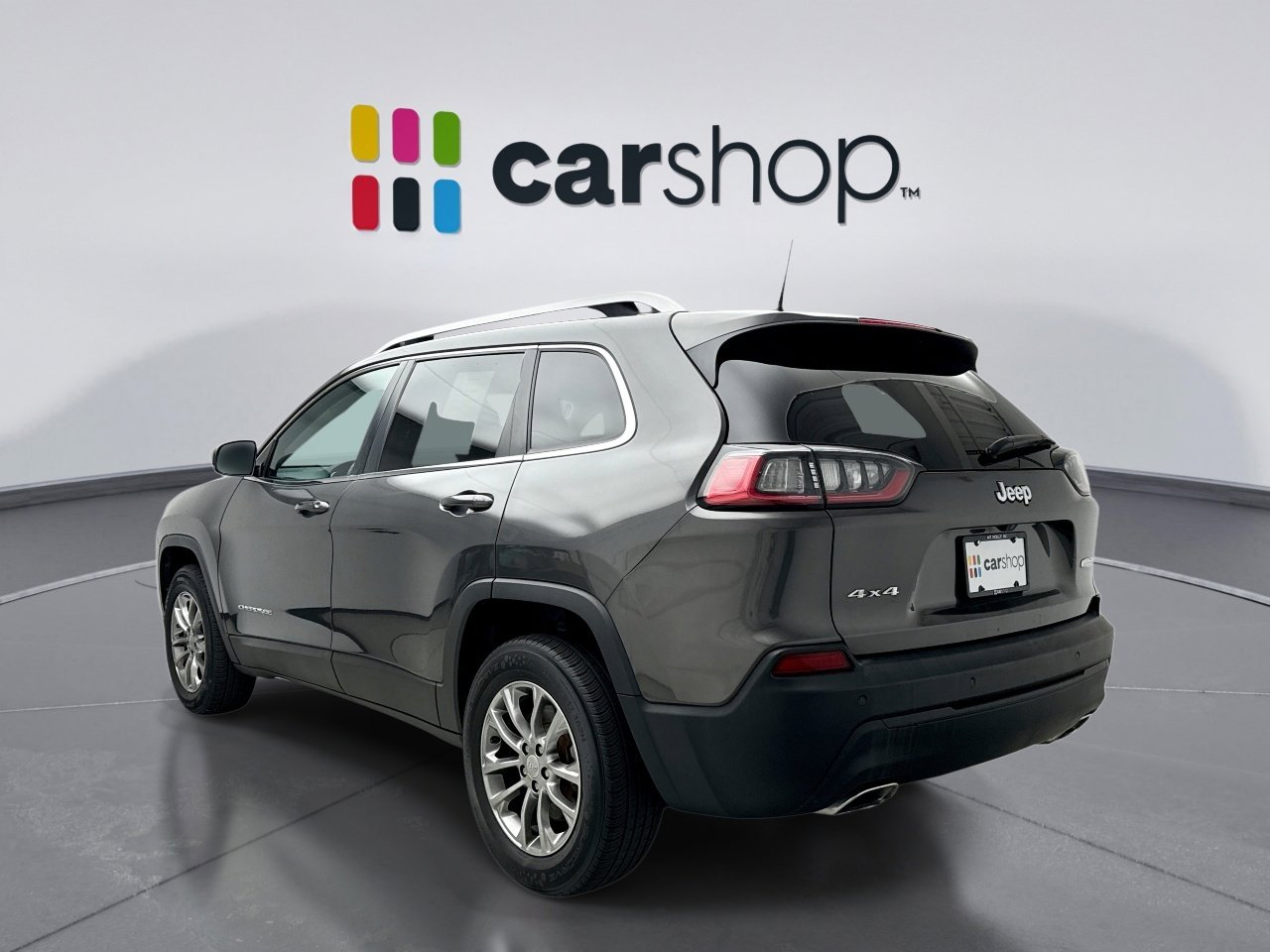 Used 2019 Jeep Cherokee Latitude Plus w/ Comfort/Convenience Group image 3