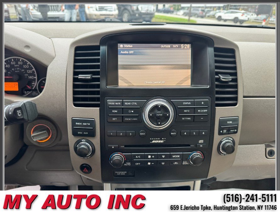 Used 2012 Nissan Pathfinder Silver w/ DVD Entertainment Pkg AWD/4WD image 17