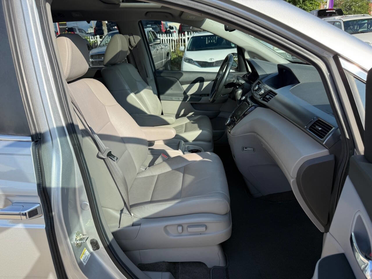 Used 2014 Honda Odyssey EX-L image 5