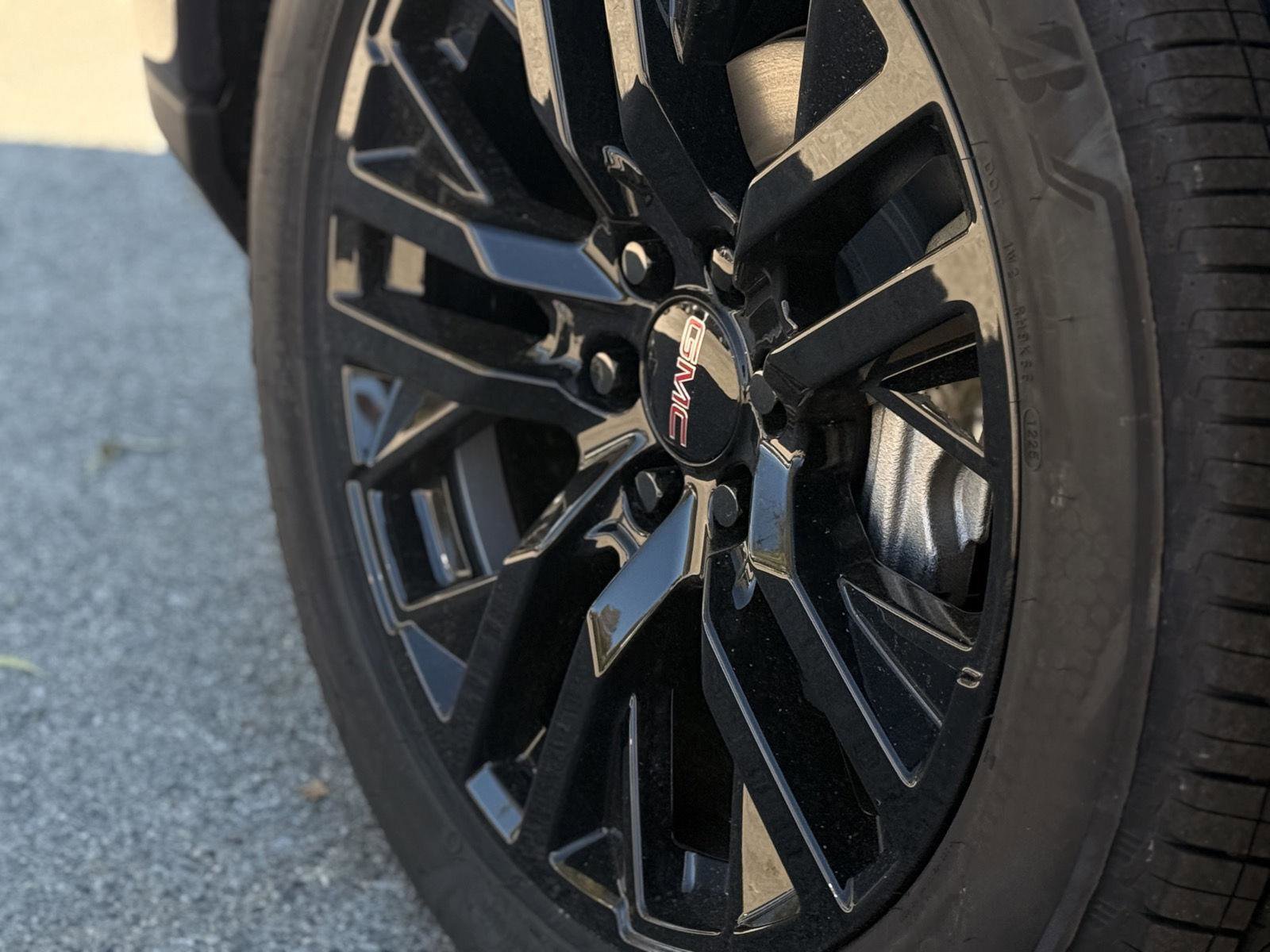 New 2025 GMC Sierra 1500 Denali w/ Technology Package image 8