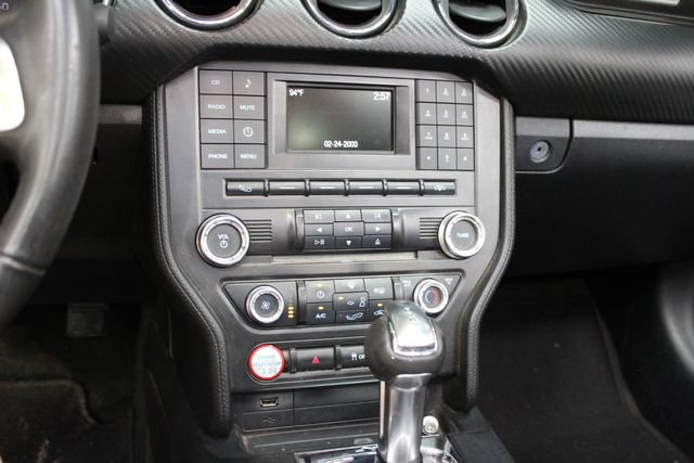 Used 2016 Ford Mustang Convertible RWD image 20