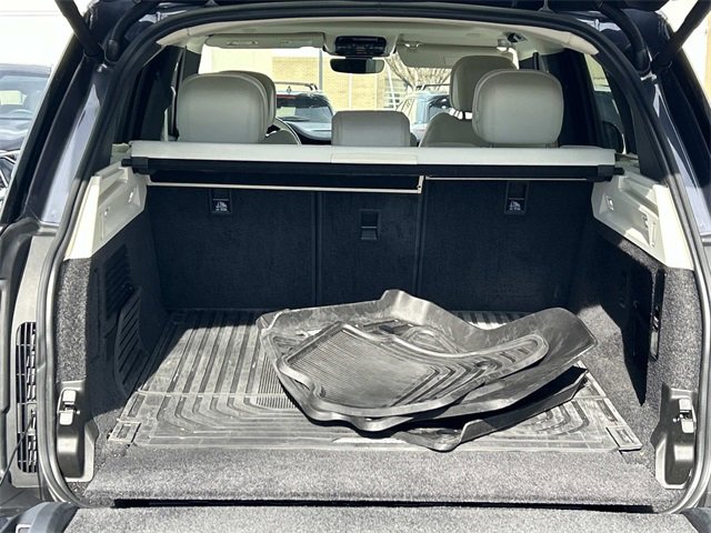 Used 2024 Land Rover Range Rover SE image 13