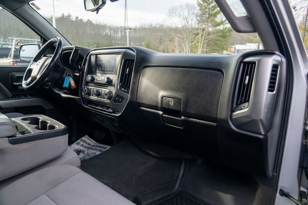 Used 2018 Chevrolet Silverado 1500 LT w/ All Star Edition image 12