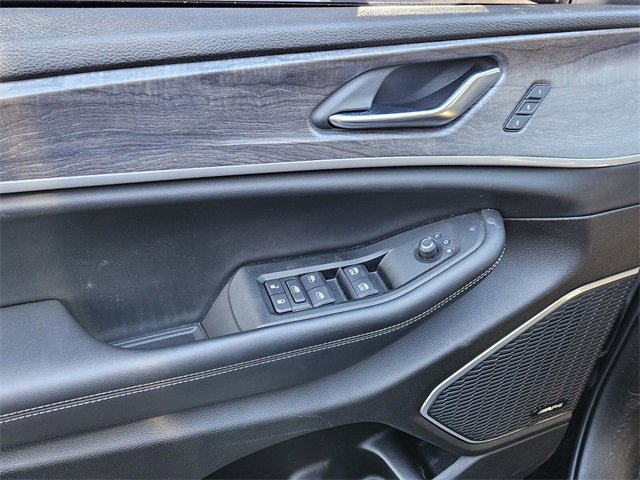 Used 2021 Jeep Grand Cherokee L Limited w/ Trailer Tow Group (B) image 19