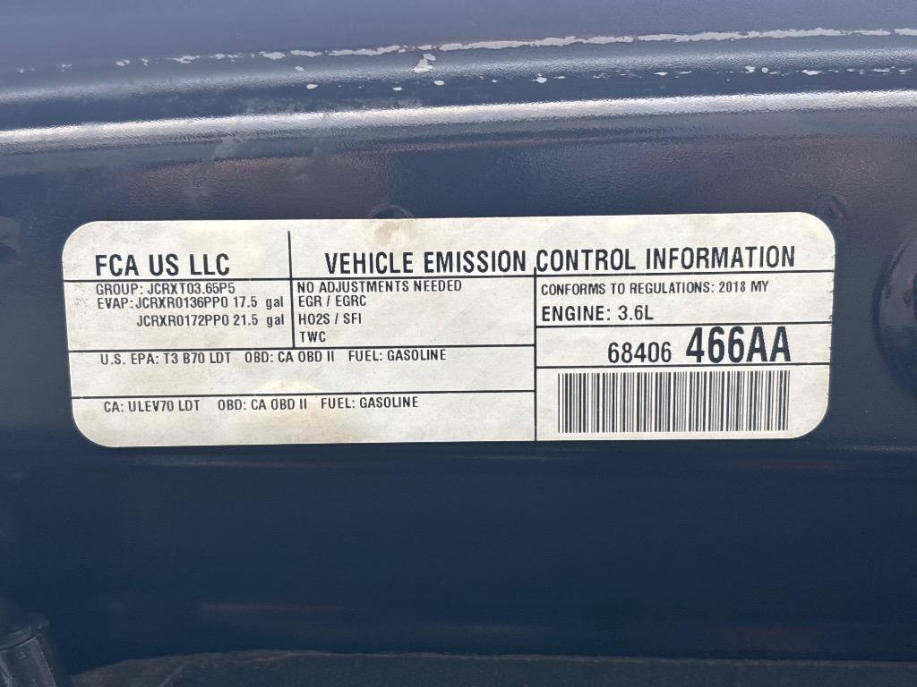 Used 2018 Jeep Wrangler Unlimited Sahara w/ Uconnect 4C Nav & Sound Group AWD/4WD image 34