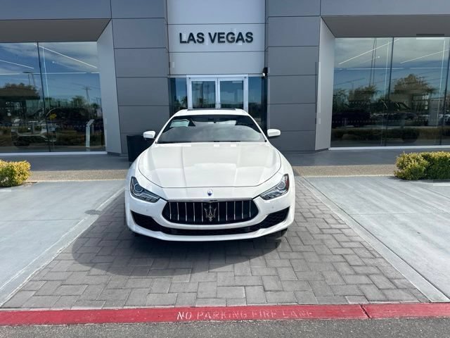 Used 2019 Maserati Ghibli RWD image 2