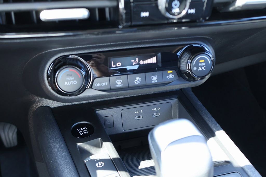 New 2026 Nissan Kicks SV image 12