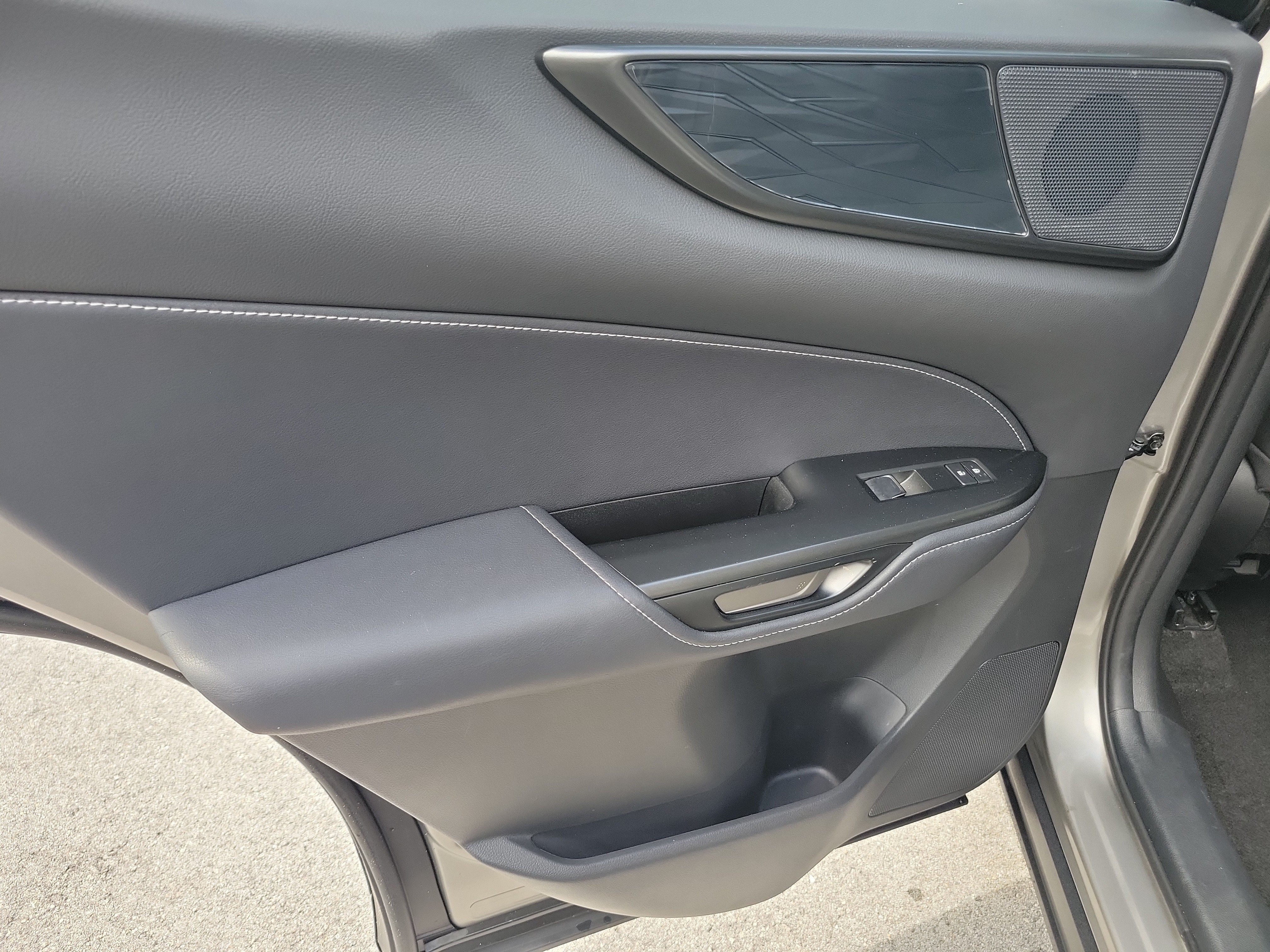 Certified 2024 Lexus NX 250 FWD image 11