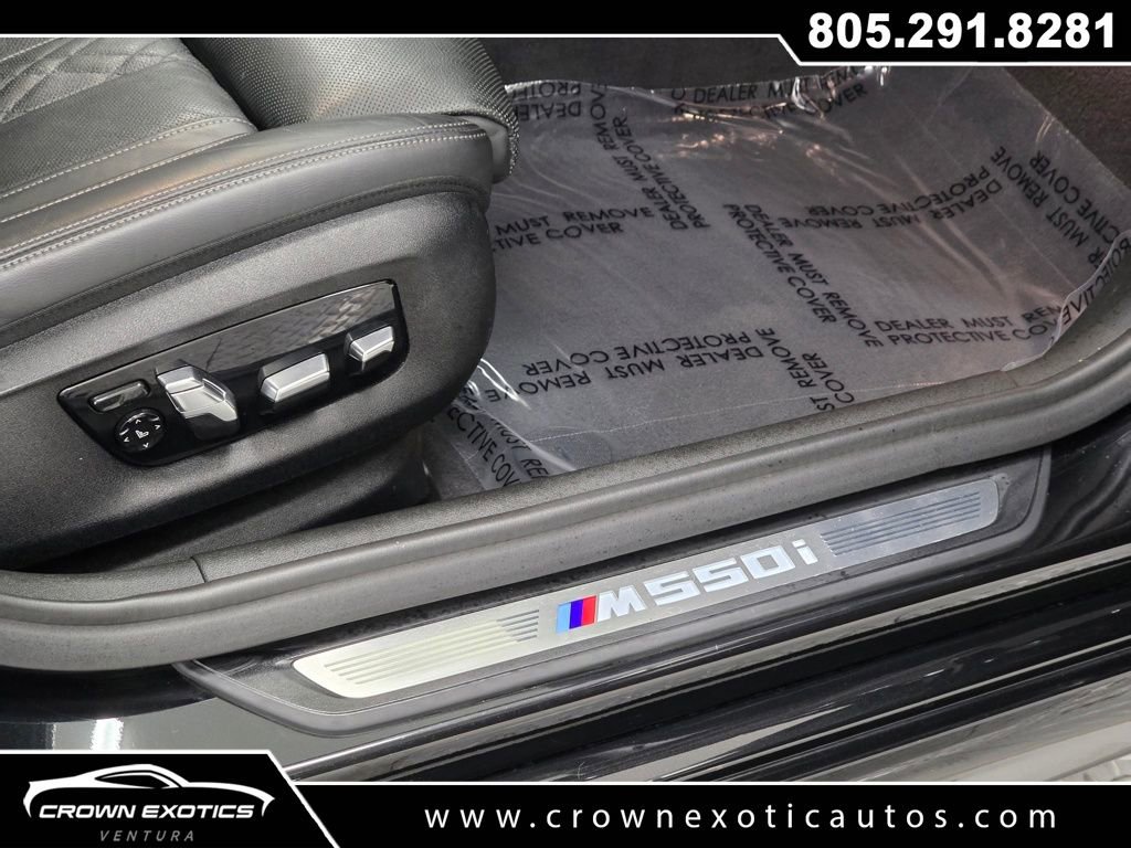 Used 2019 BMW M550i xDrive image 10
