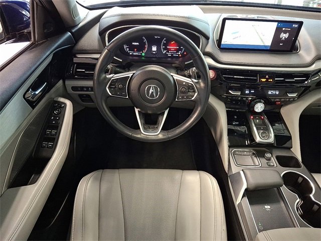Used 2023 Acura MDX SH-AWD w/ Technology Package image 11