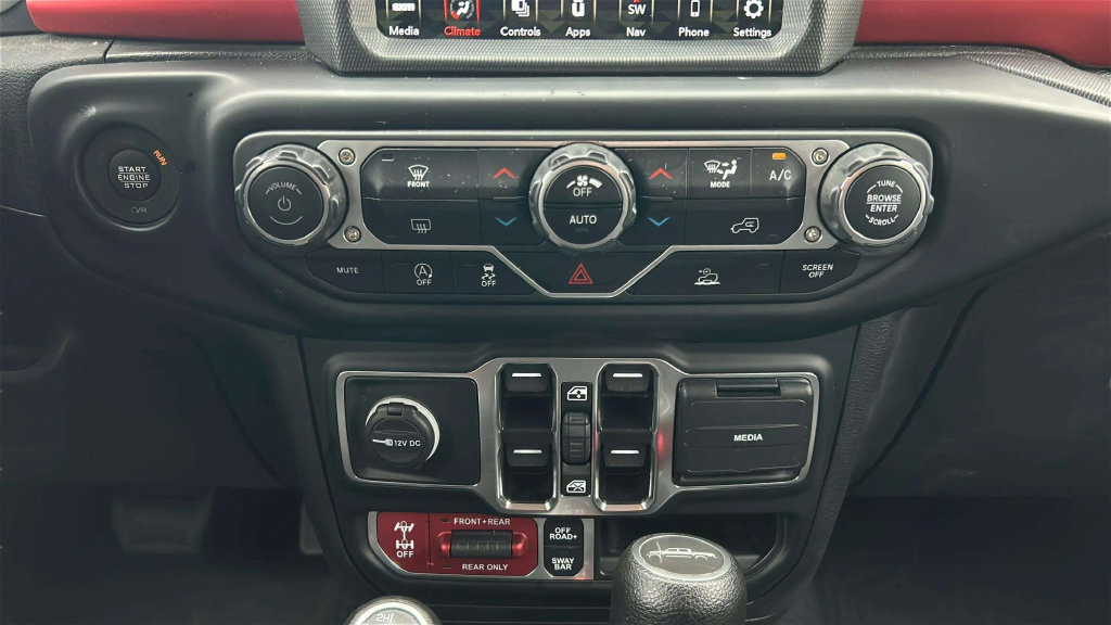 Used 2023 Jeep Gladiator Rubicon AWD/4WD image 16