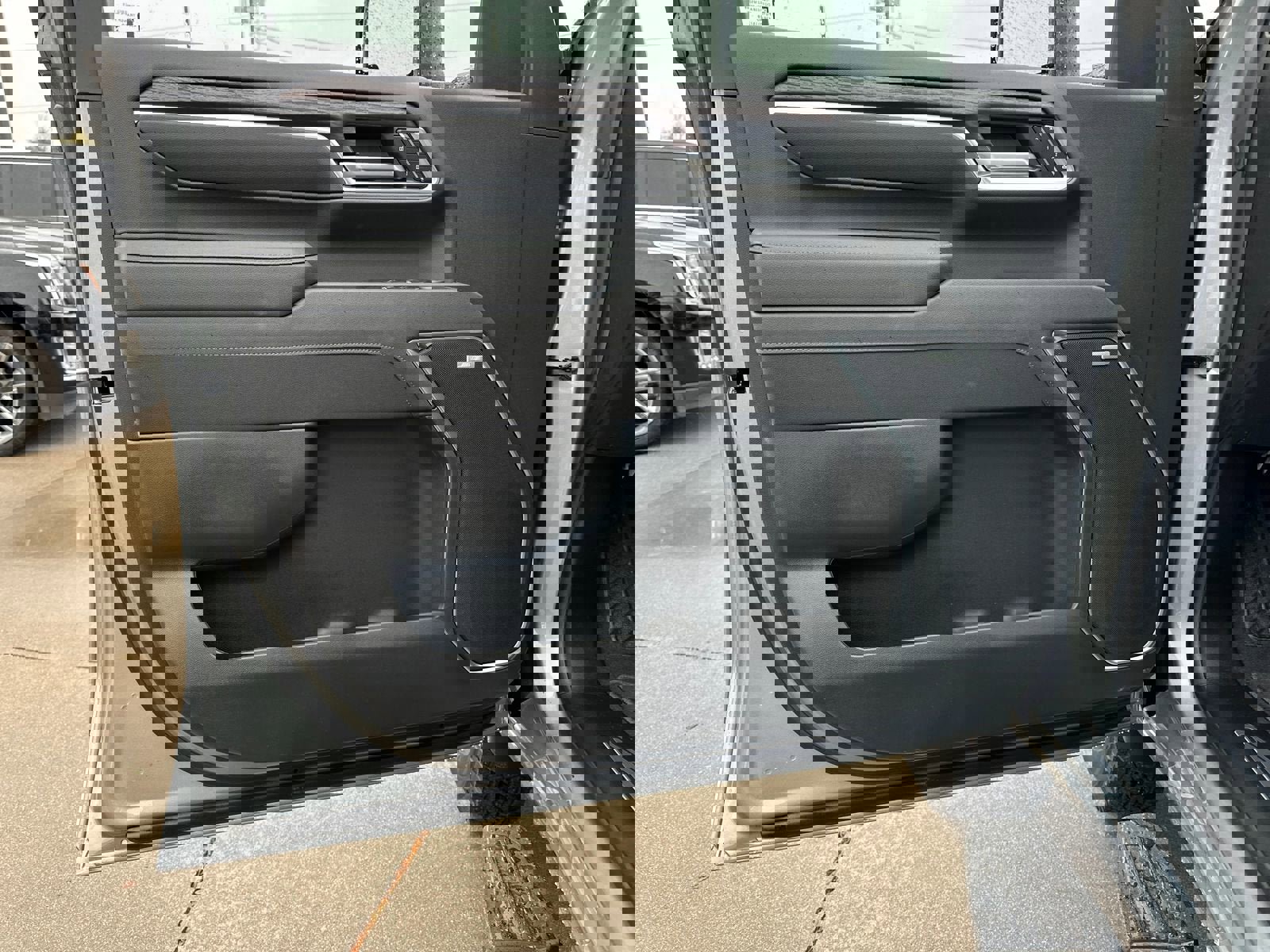 New 2026 GMC Sierra 3500 SLT w/ SLT Convenience Package image 21