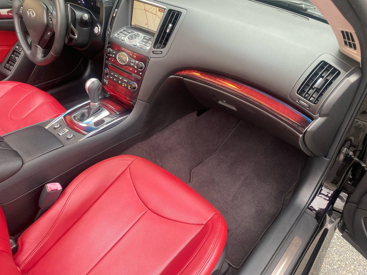 Used 2011 INFINITI G37 Limited Edition image 24