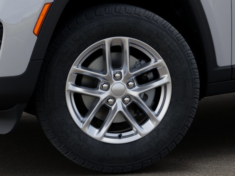 New 2025 Jeep Grand Cherokee Laredo X w/ Luxury Tech Group I image 9