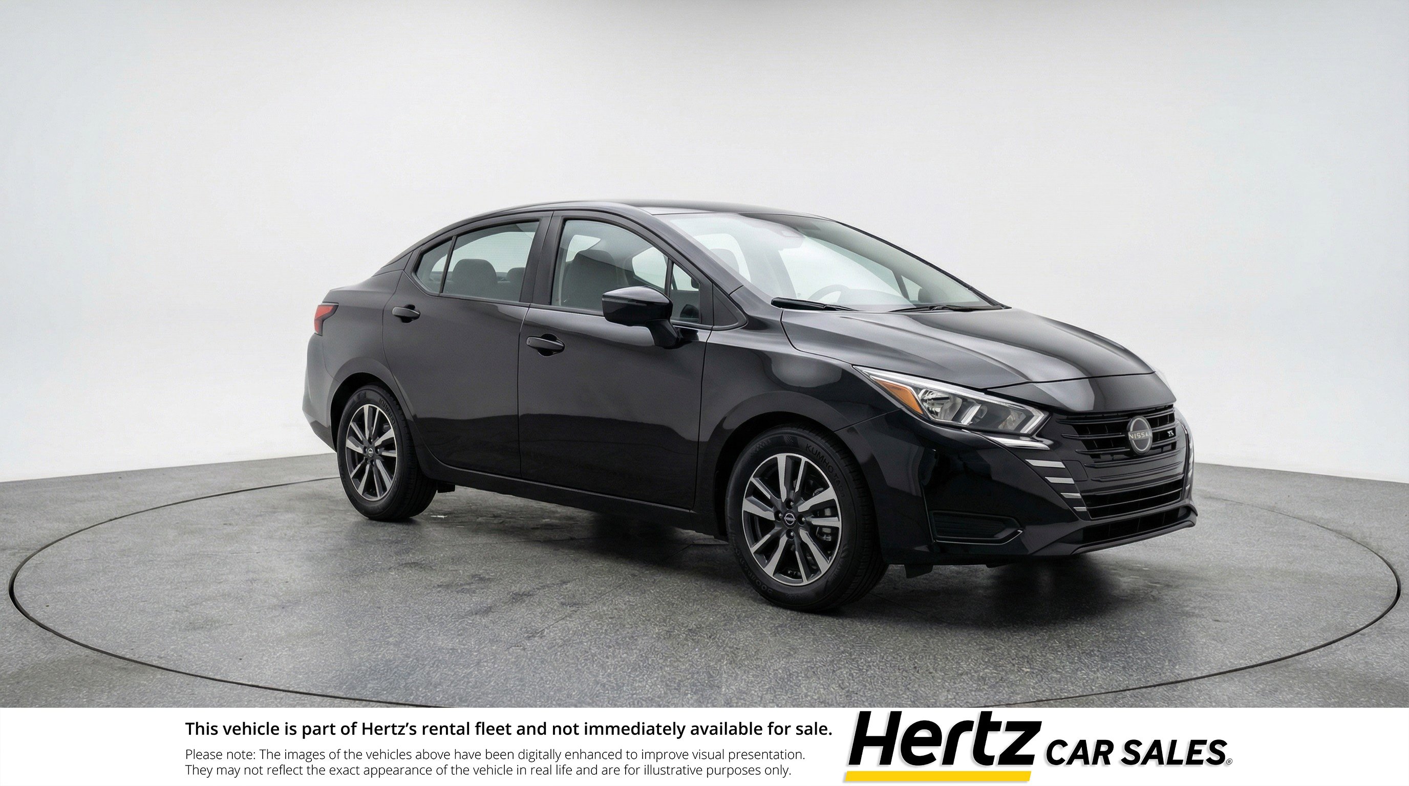 Used 2025 Nissan Versa SV FWD image 1