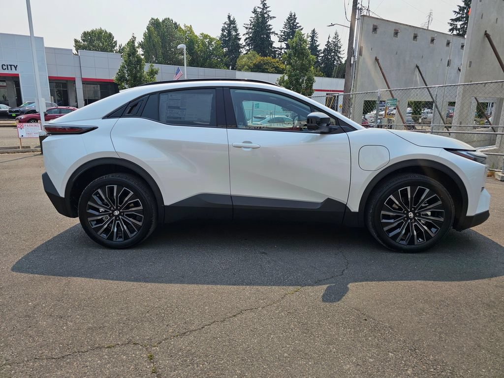 New 2026 Toyota C-HR AWD/4WD image 8