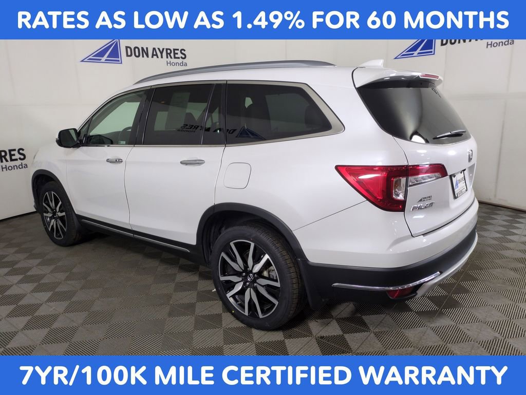 Certified 2022 Honda Pilot Touring image 3