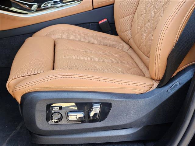 Used 2026 BMW X5 sDrive40i w/ Climate Comfort Package RWD image 4