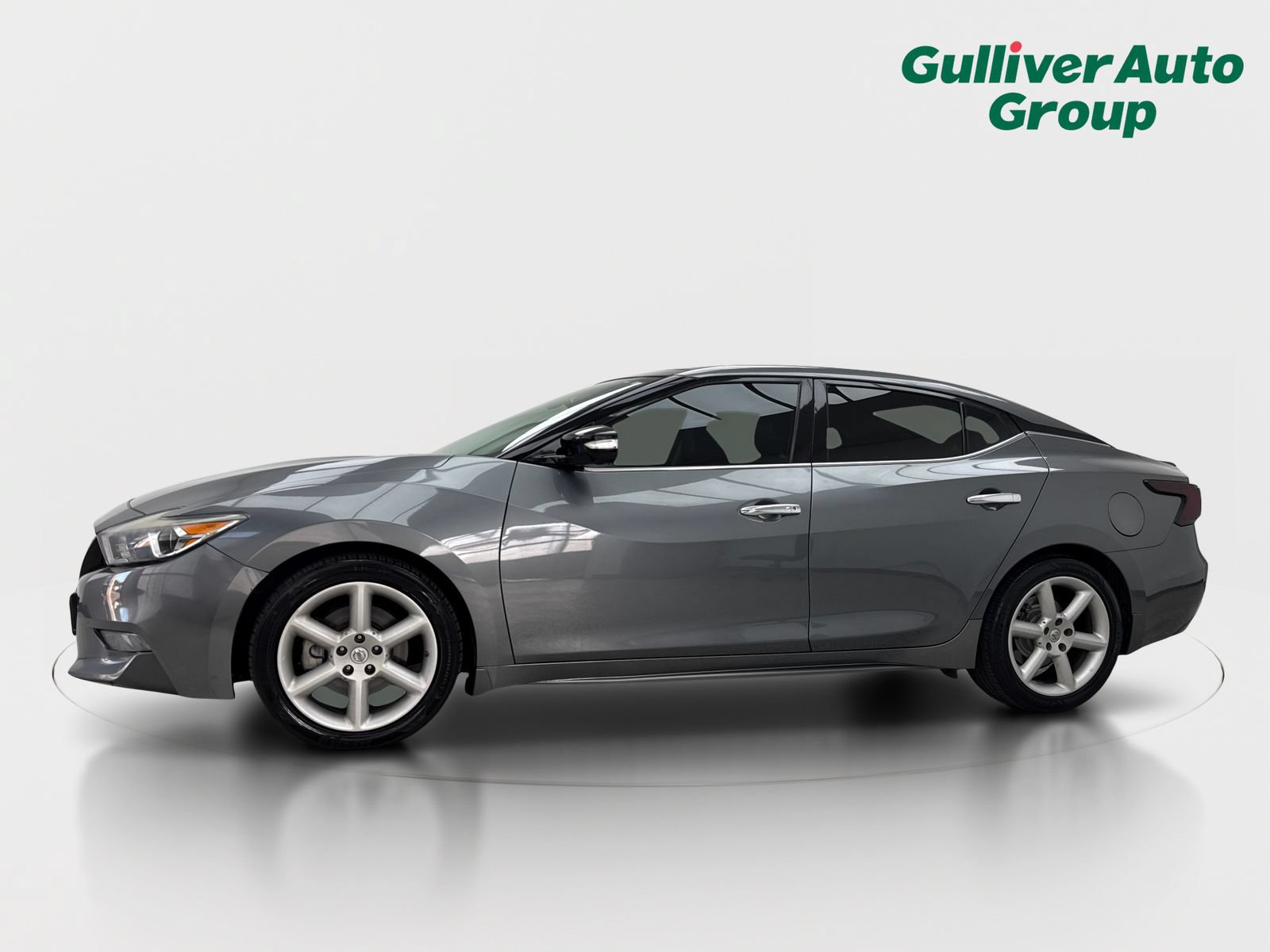 Used 2018 Nissan Maxima Platinum FWD image 2