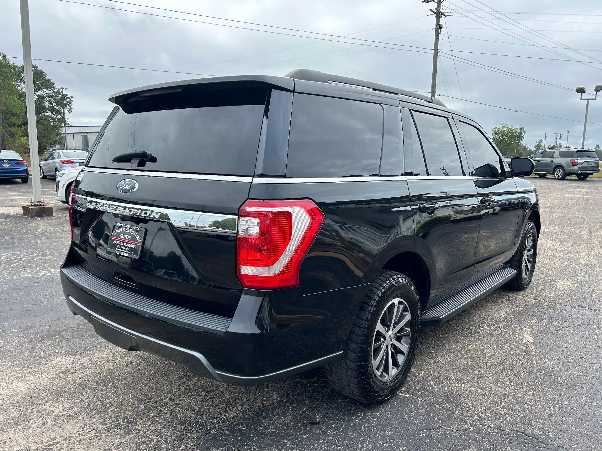 Used 2021 Ford Expedition XL image 5