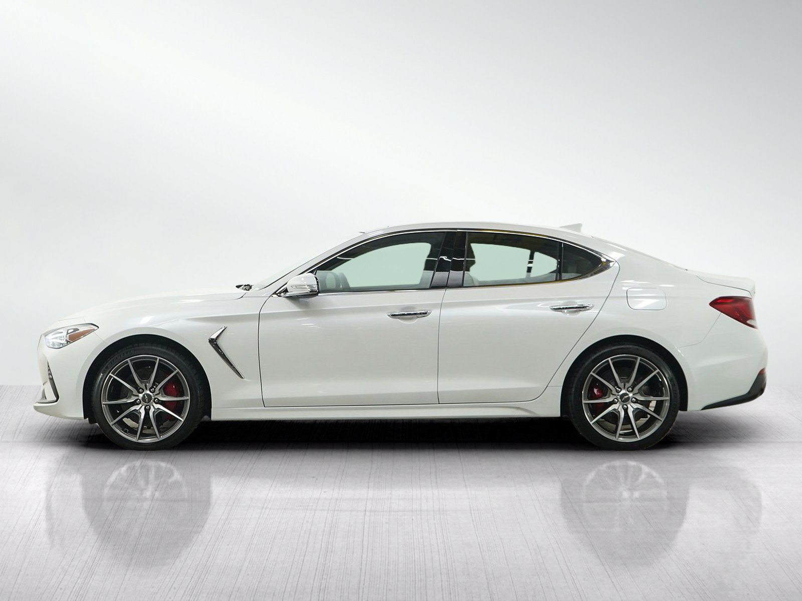 Used 2020 Genesis G70 3.3T w/ Elite Package AWD/4WD image 2