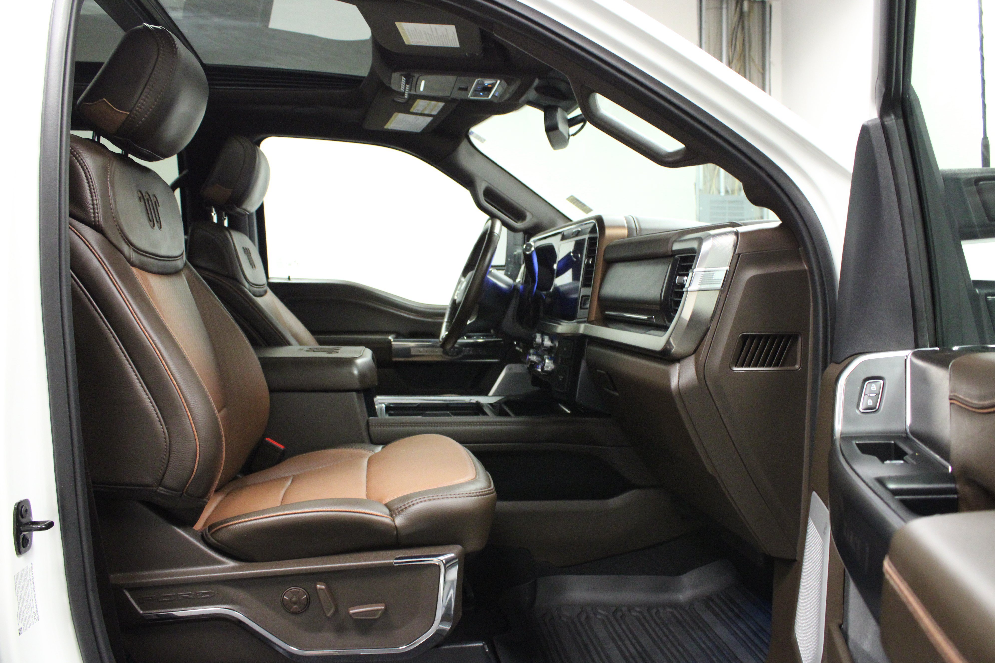 Used 2026 Ford F350 King Ranch AWD/4WD image 16