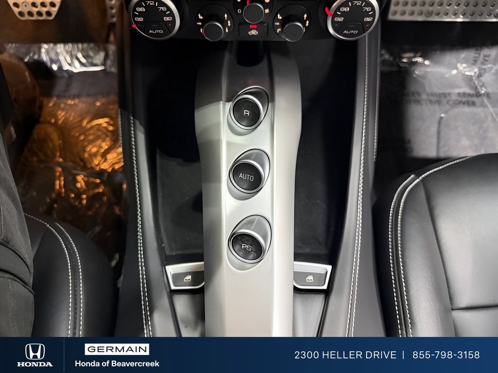 Used 2017 Ferrari California T RWD image 22