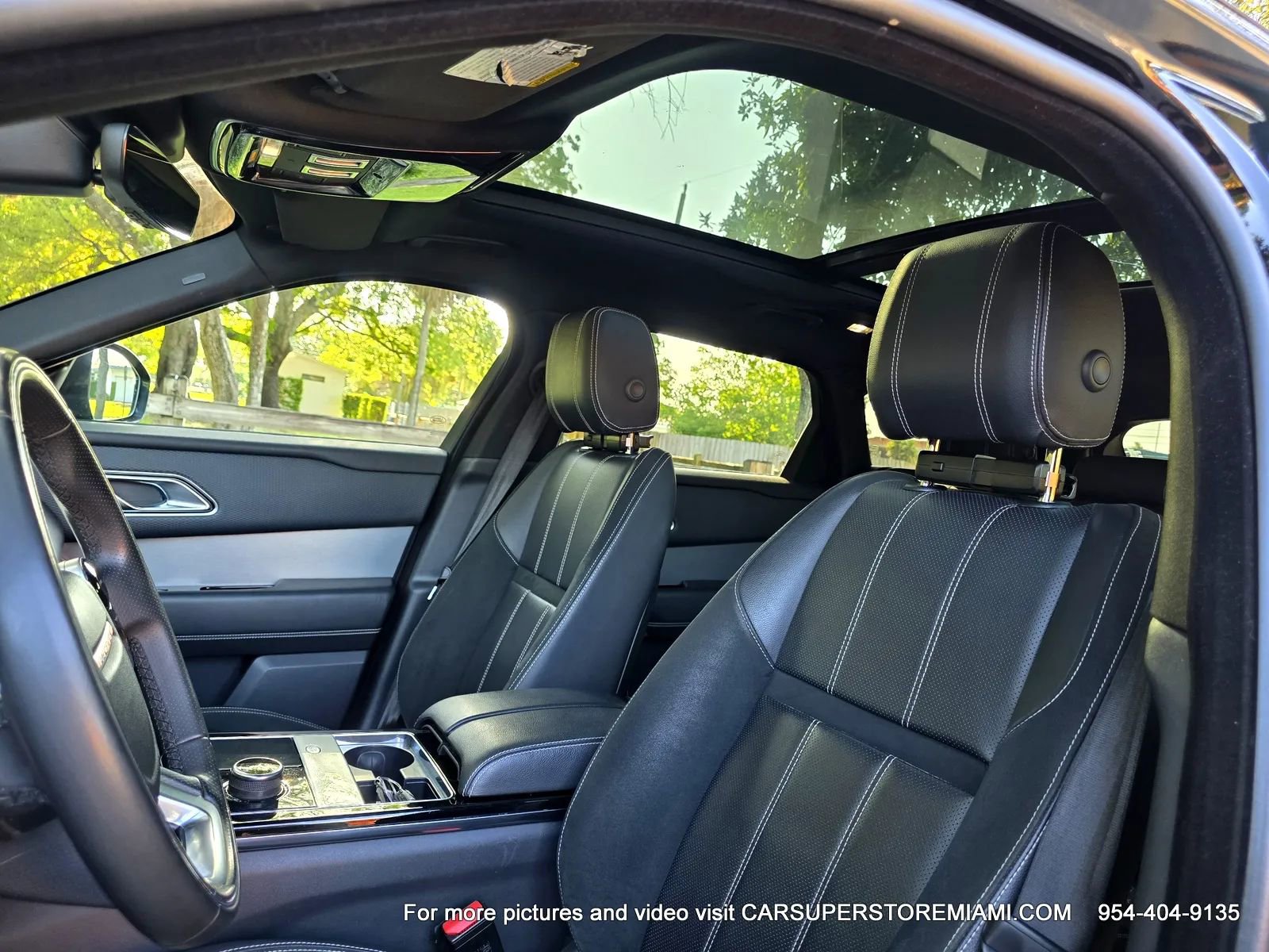 Used 2018 Land Rover Range Rover Velar R-Dynamic SE AWD/4WD image 20
