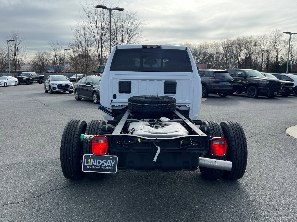 New 2026 RAM 3500 Tradesman image 8