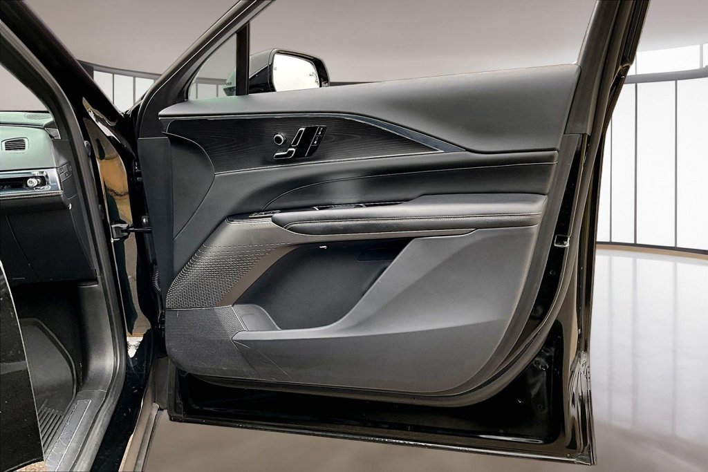 Certified 2024 Cadillac Lyriq Luxury RWD image 19