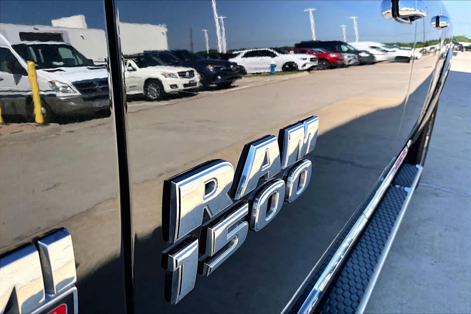 Used 2017 RAM 1500 Limited AWD/4WD image 10