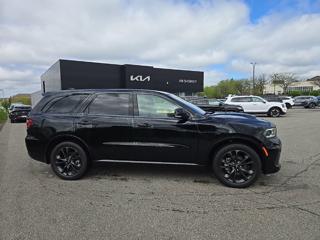 Used 2022 Dodge Durango R/T w/ Blacktop Package image 2