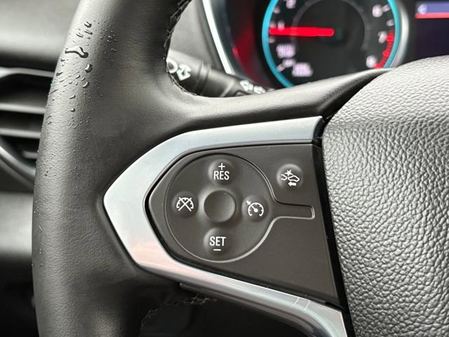 Used 2023 Chevrolet Traverse LT image 20