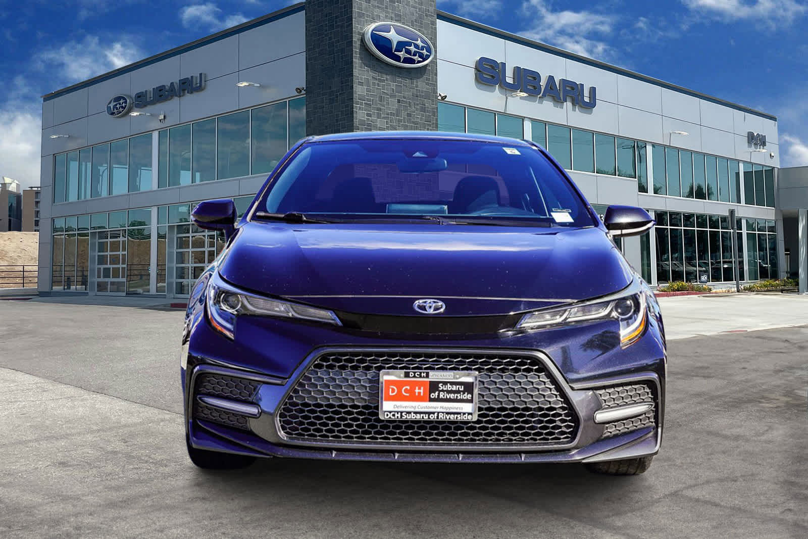 Used 2020 Toyota Corolla SE image 2