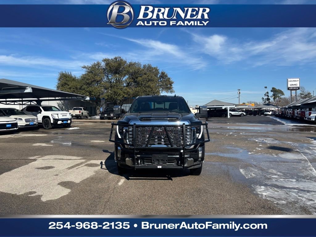 Certified 2024 GMC Sierra 3500 Denali w/ Denali Reserve Package image 2