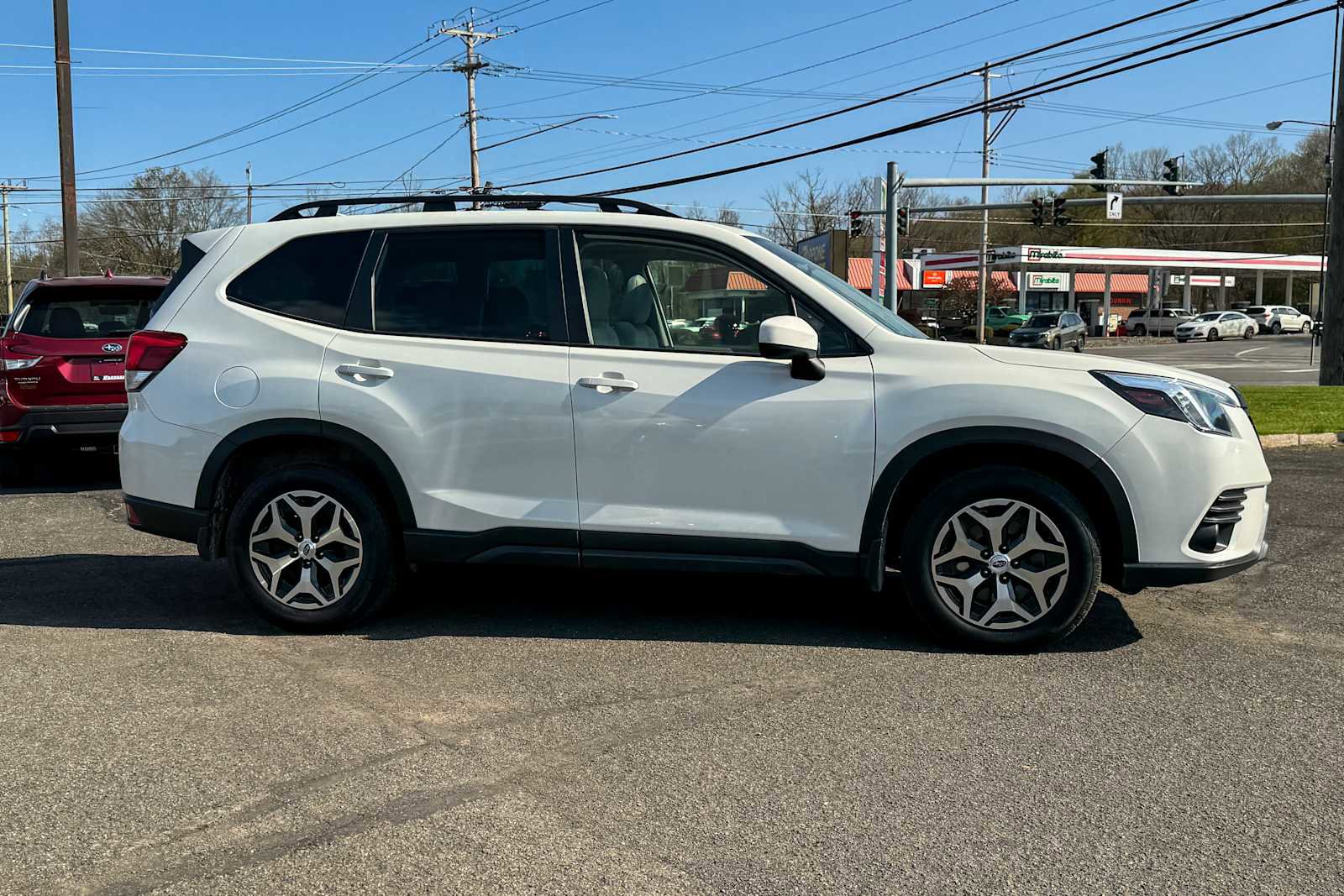 Certified 2023 Subaru Forester Premium AWD/4WD image 2