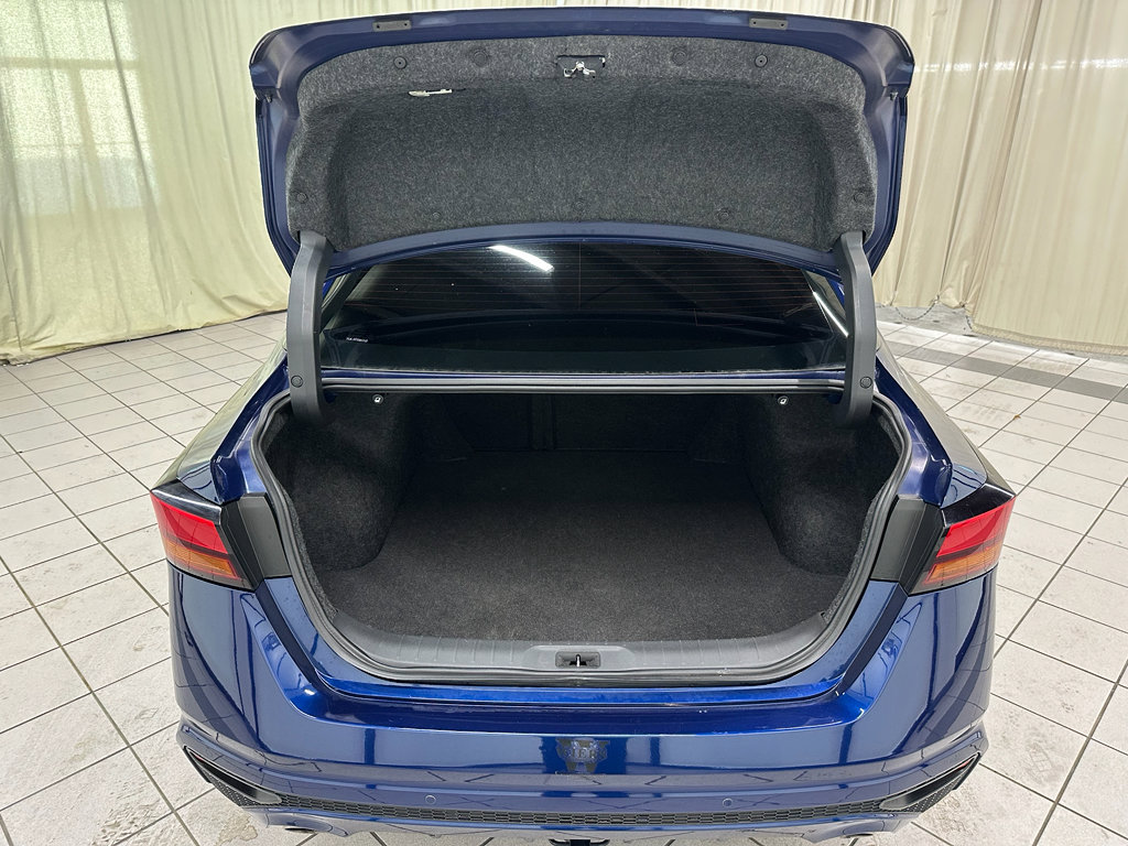 Used 2019 Nissan Altima 2.5 Platinum image 8