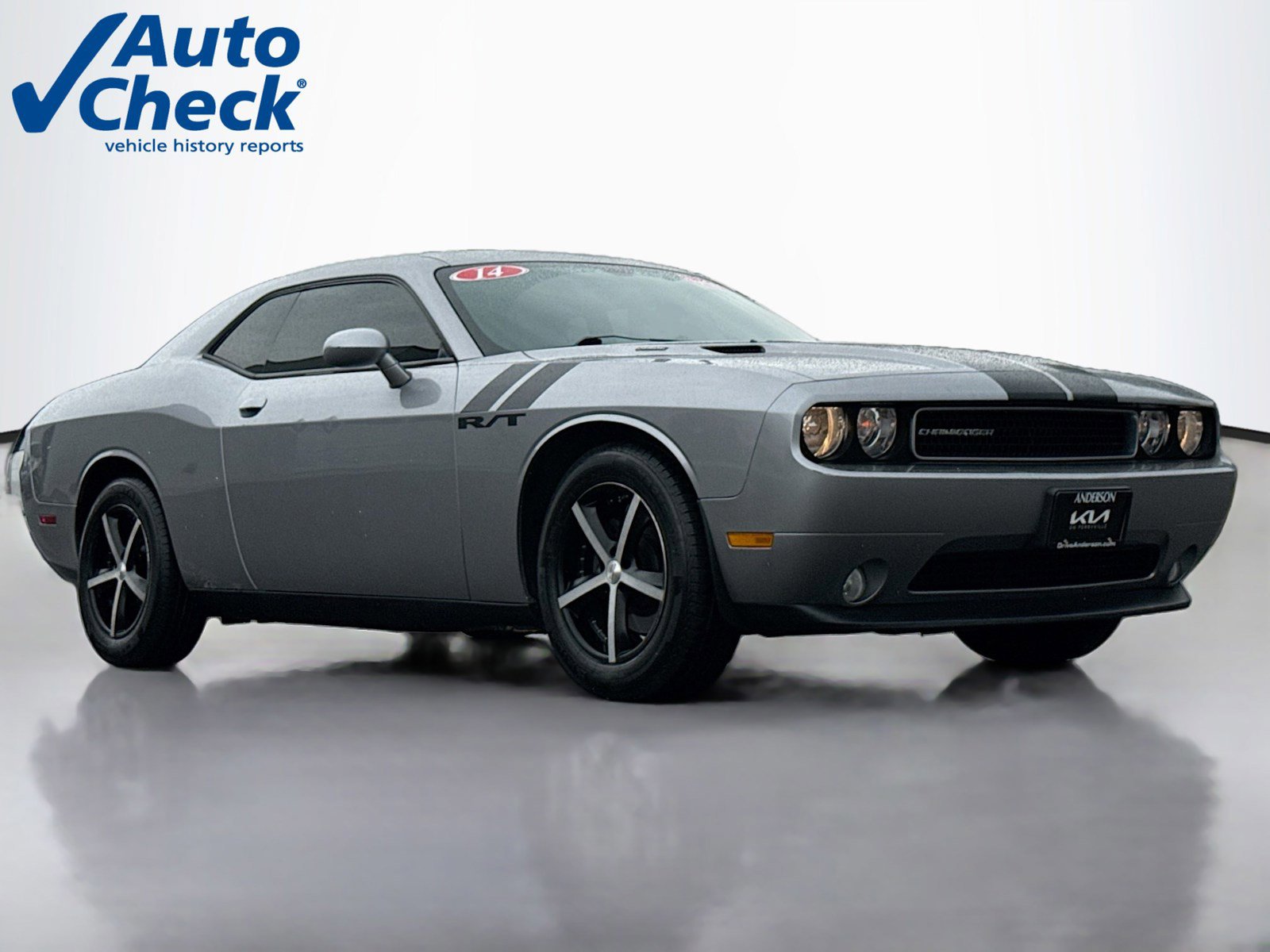 Used 2014 Dodge Challenger R/T w/ Sound Group II RWD image 1