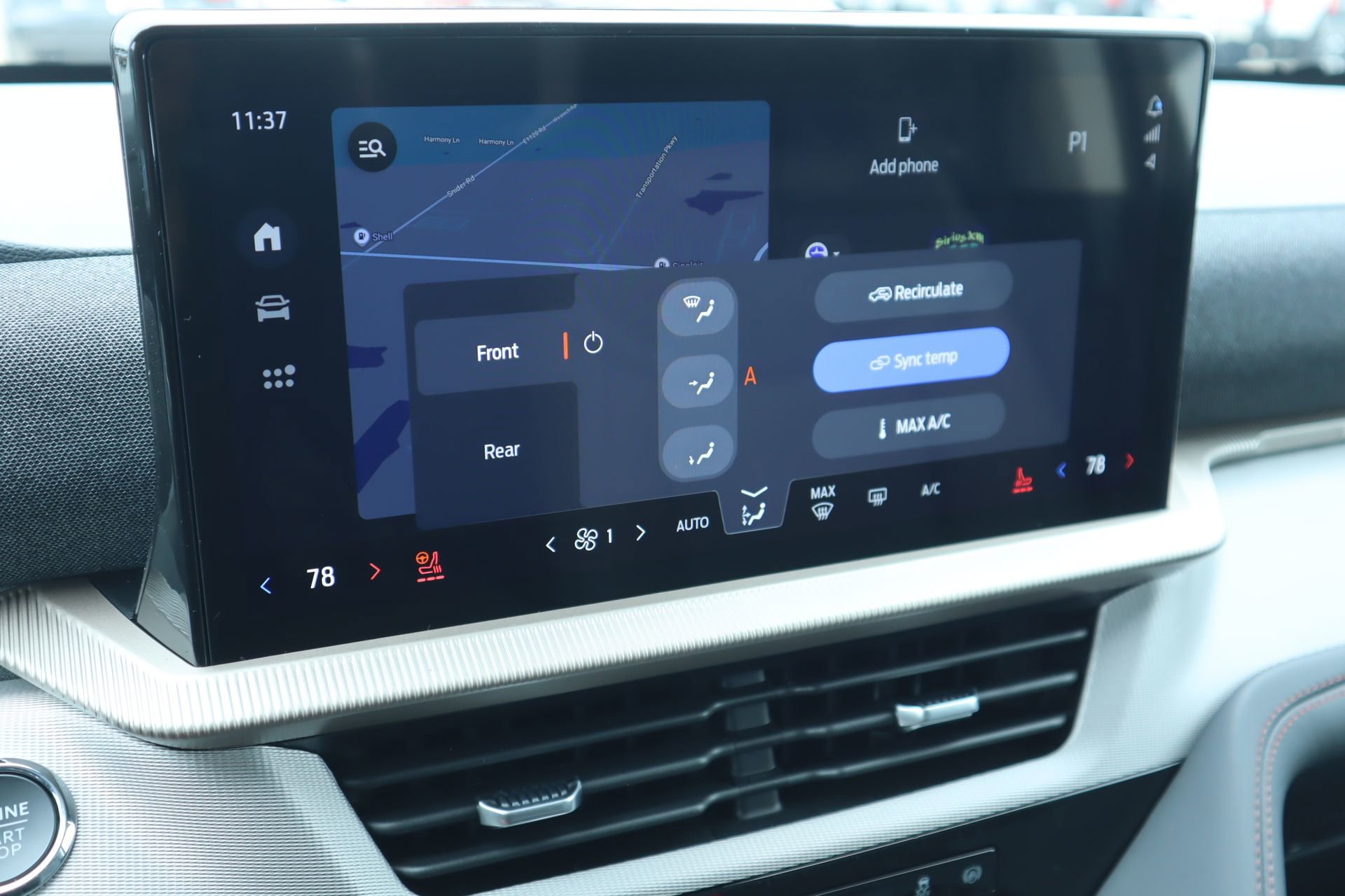 New 2026 Ford Explorer Active RWD image 8