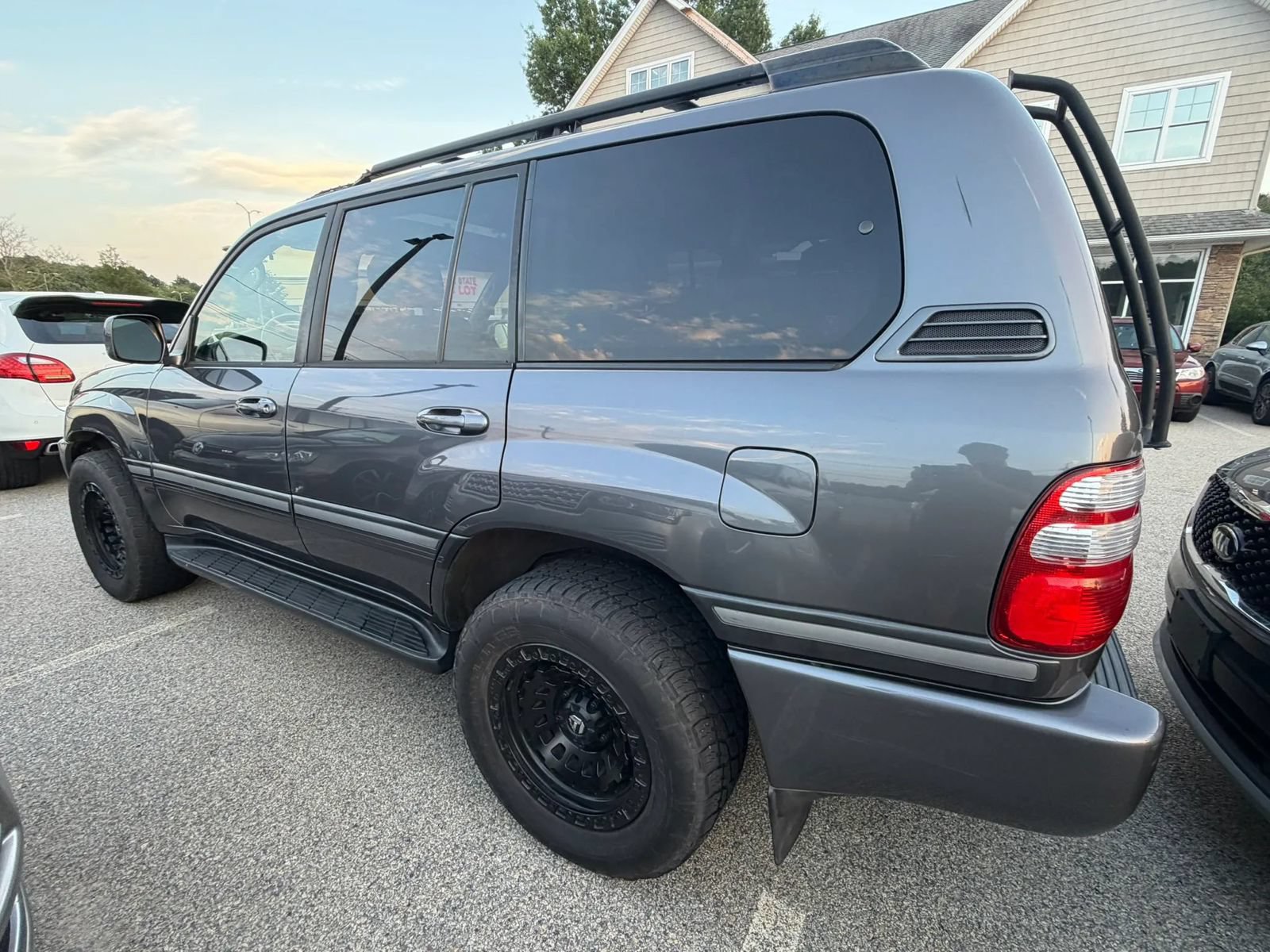 Used 2004 Toyota Land Cruiser AWD/4WD image 4
