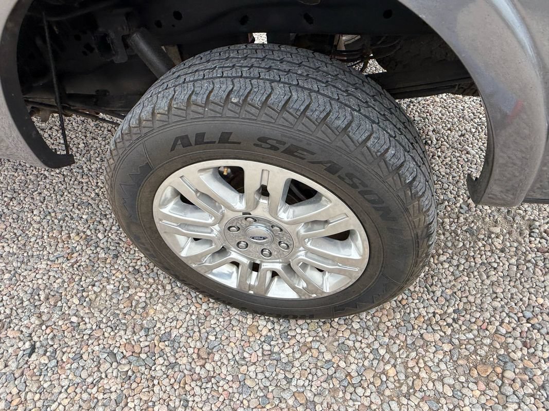 Used 2013 Ford F150 Platinum AWD/4WD image 36