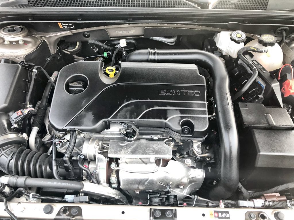 Used 2024 Chevrolet Malibu LT FWD image 24