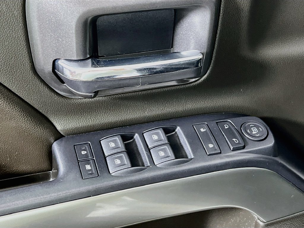 Used 2019 Chevrolet Silverado 1500 LT w/ All Star Edition AWD/4WD image 16